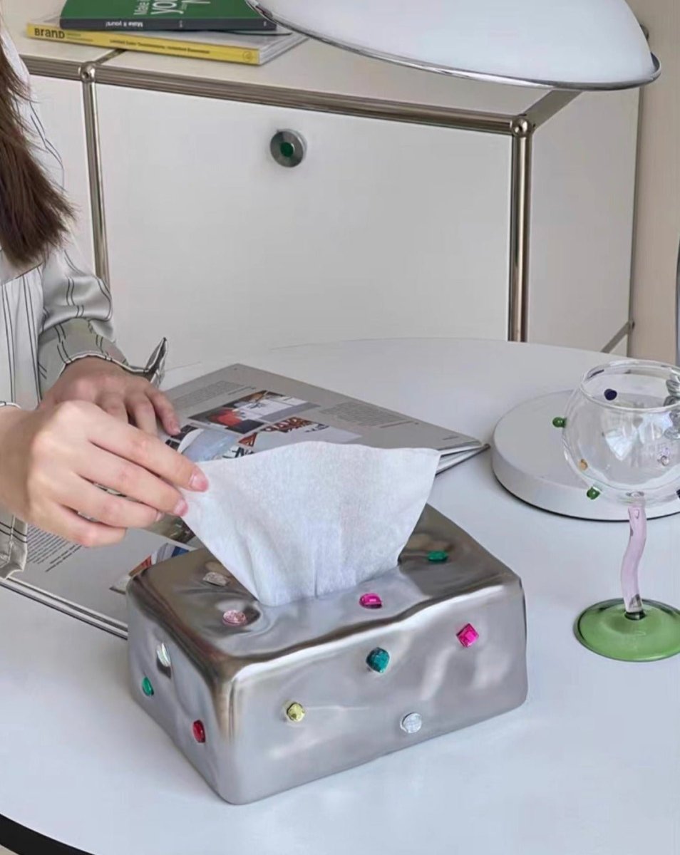 Handgemachte Edelstein-Kosmetiktuchbox aus Keramik